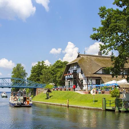 Hotel & Restaurant Lenzer Krug Malchow  Exteriör bild