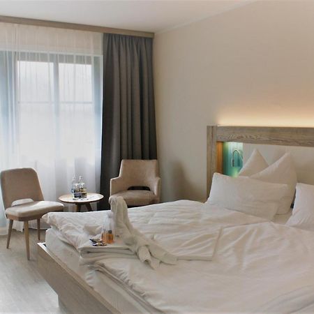 Hotel & Restaurant Lenzer Krug Malchow  Exteriör bild